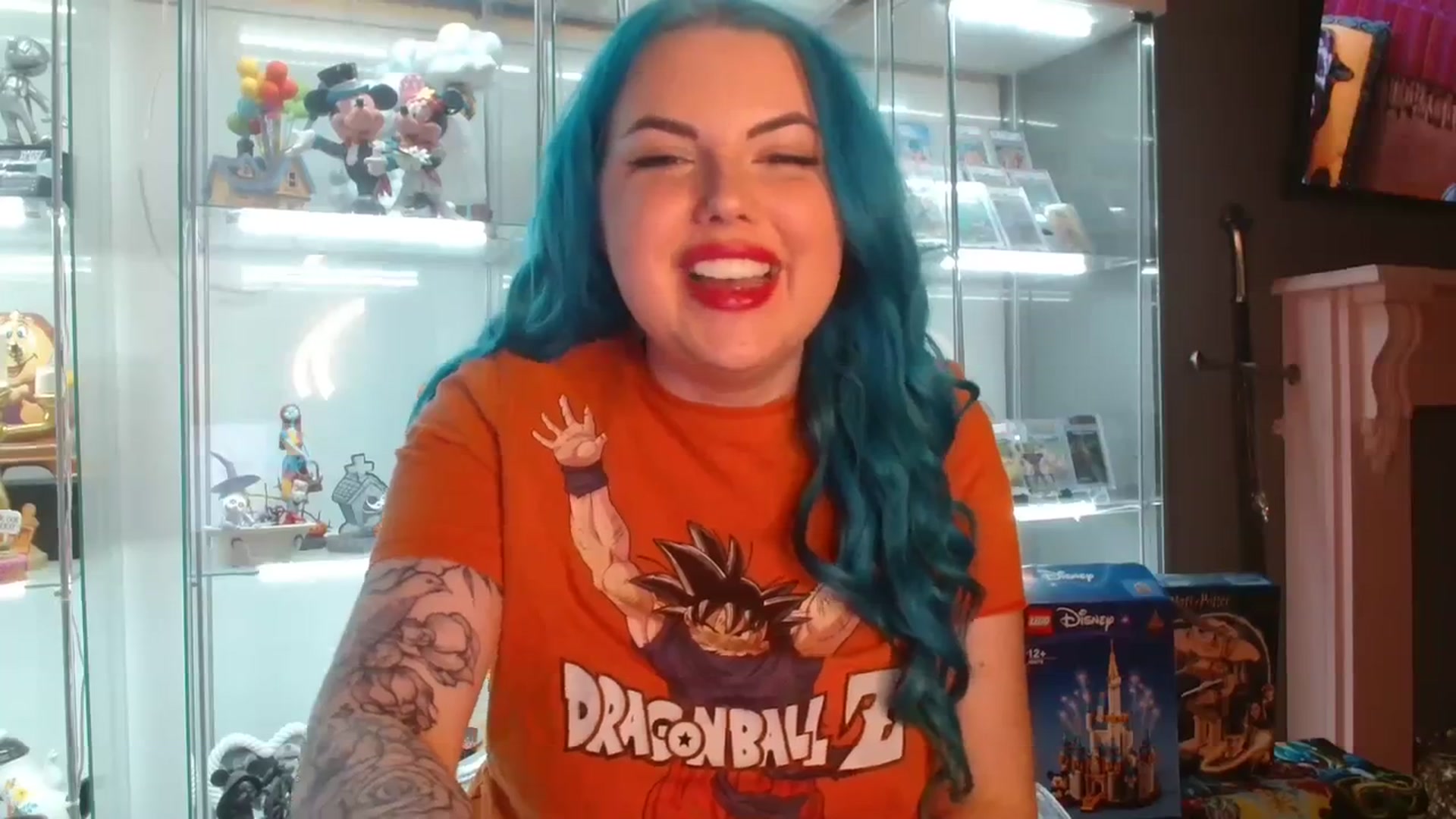 Gallery image thumbnail from BBlue_bird's myfreecams stream on, 03/30/2024, 24:00 image 3 of 20