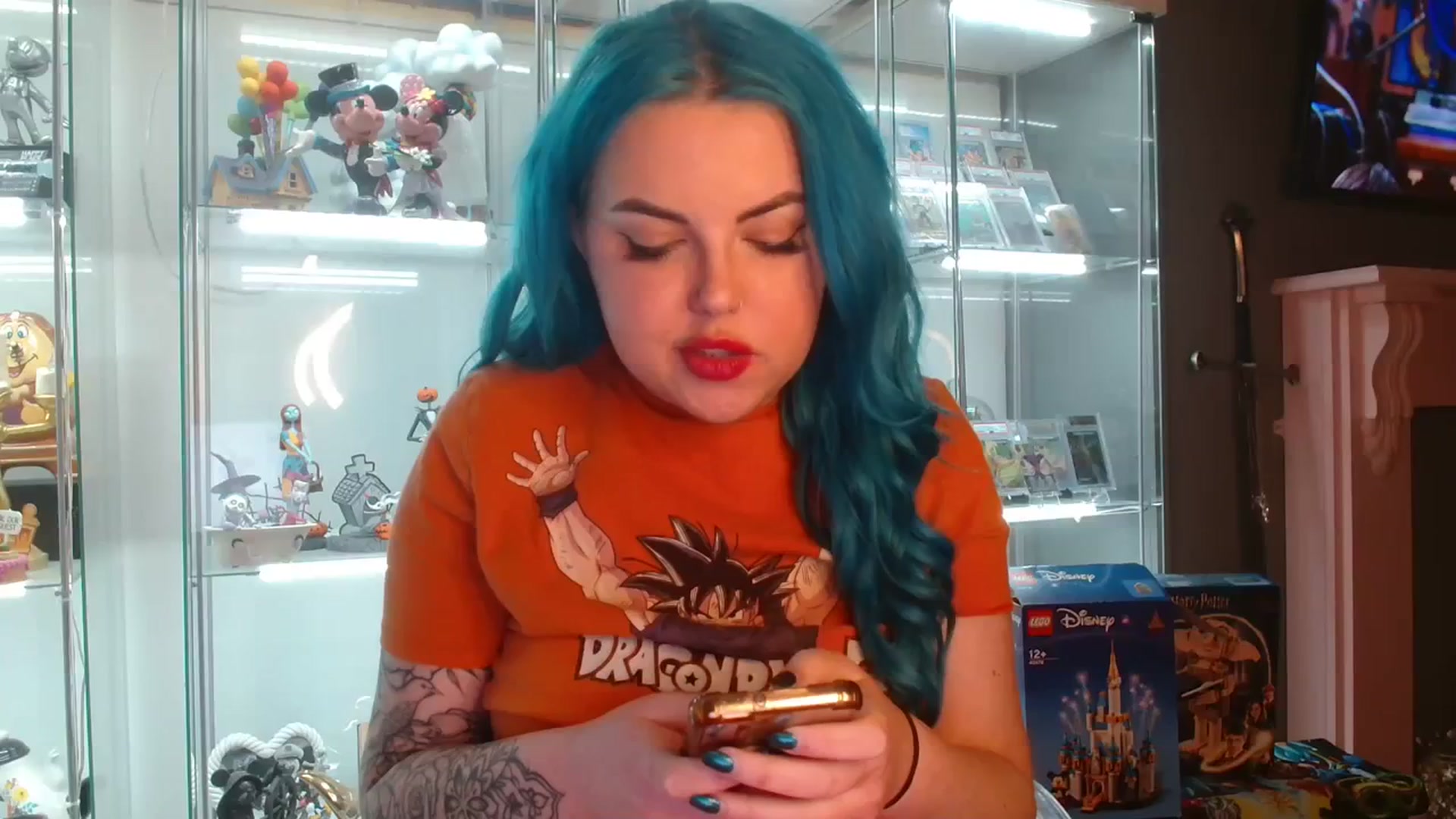 Gallery image thumbnail from BBlue_bird's myfreecams stream on, 03/30/2024, 24:00 image 1 of 20