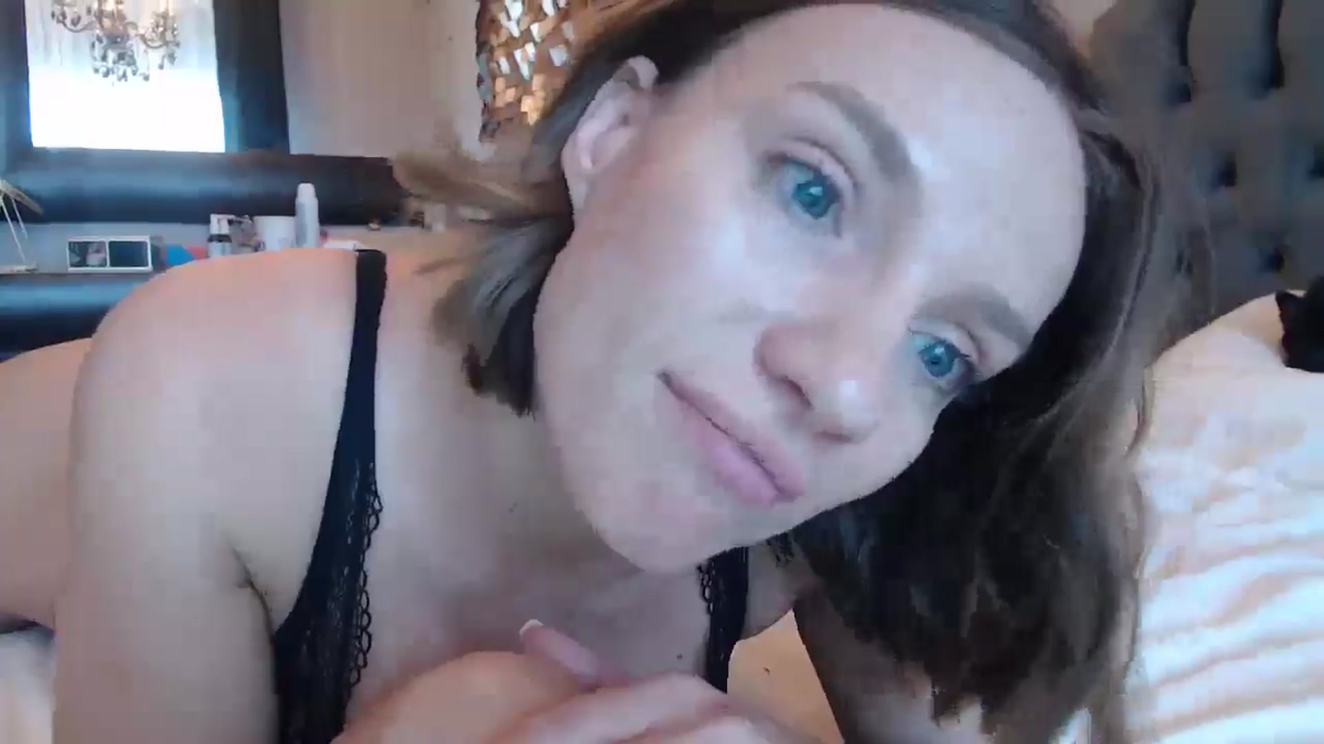 Gallery image thumbnail from BDAY30_EM's myfreecams stream on, 10/19/2024, 10:35 image 19 of 20