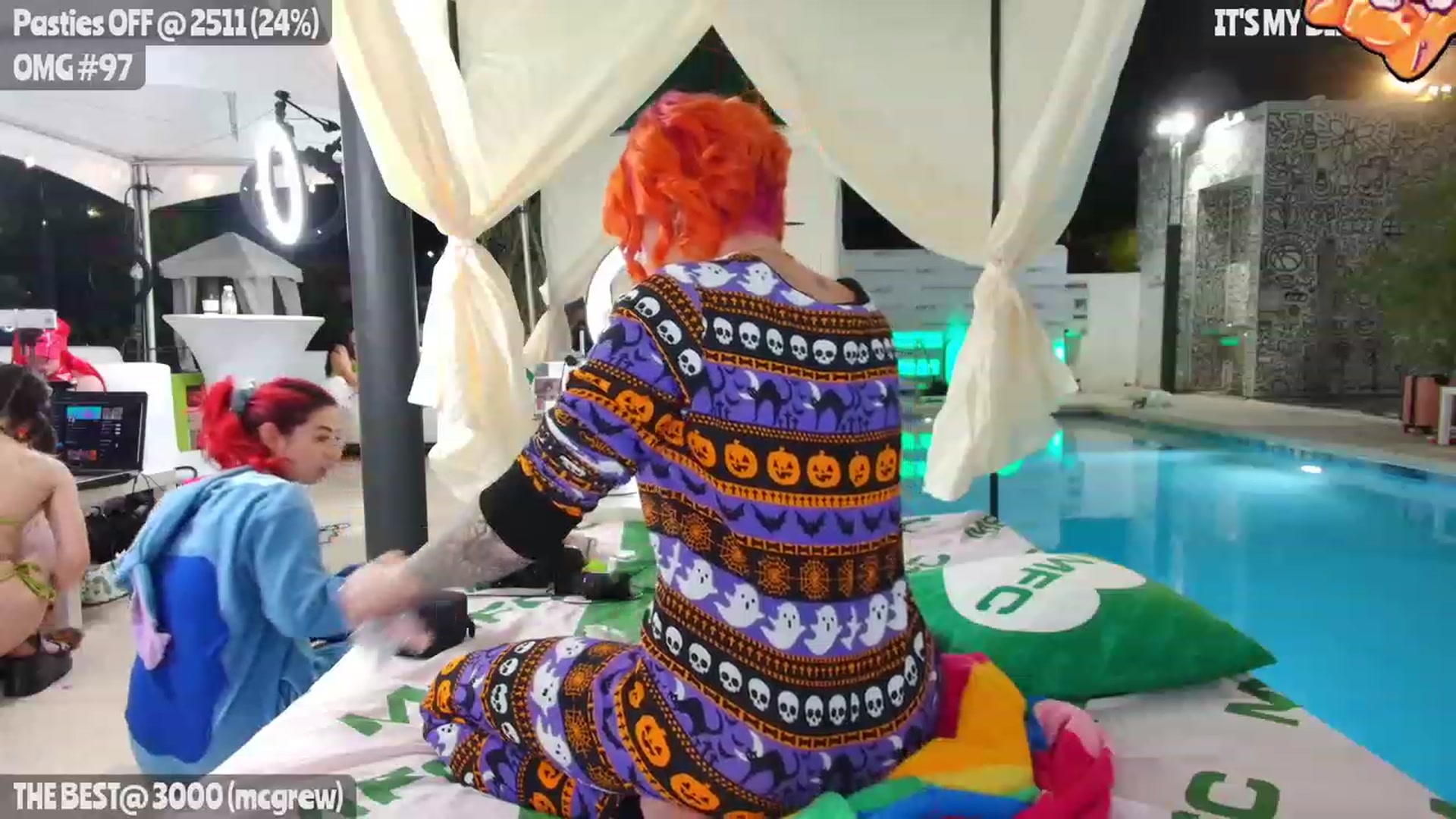 Gallery image thumbnail from BDAYMao's myfreecams stream on, 10/11/2023, 07:40 image 5 of 20