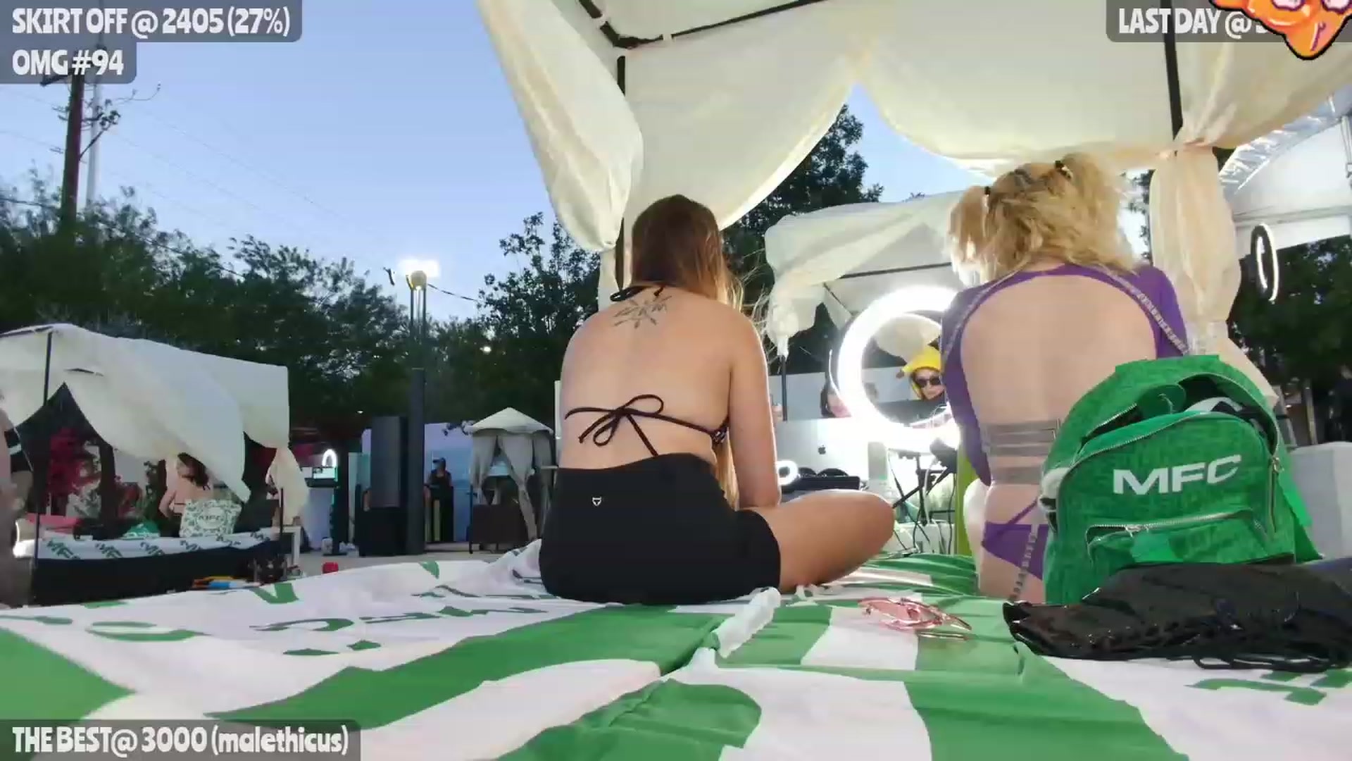 Gallery image thumbnail from BDAYMao's myfreecams stream on, 10/12/2023, 01:19 image 13 of 20