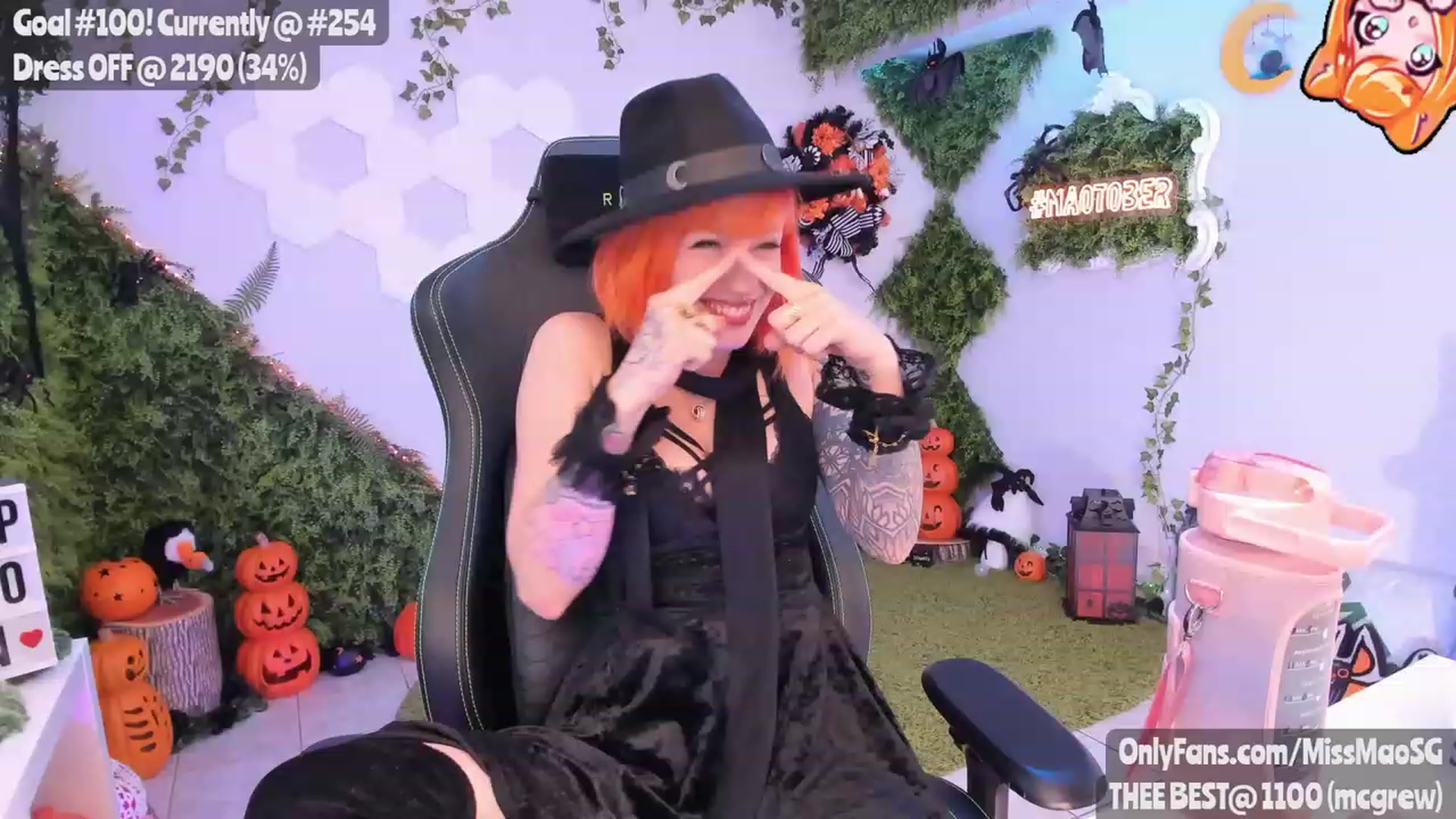 Gallery image thumbnail from BDAYMao's myfreecams stream on, 10/25/2023, 24:05 image 13 of 20