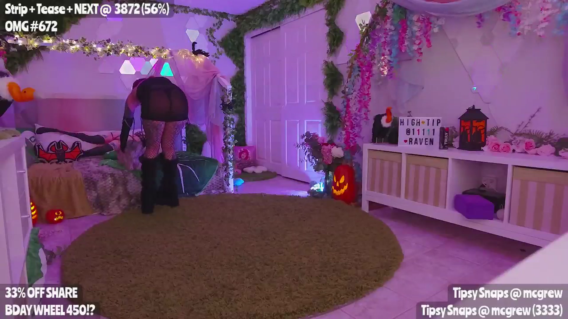 Gallery image thumbnail from BDAYMao's myfreecams stream on, 10/26/2024, 08:16 image 18 of 20