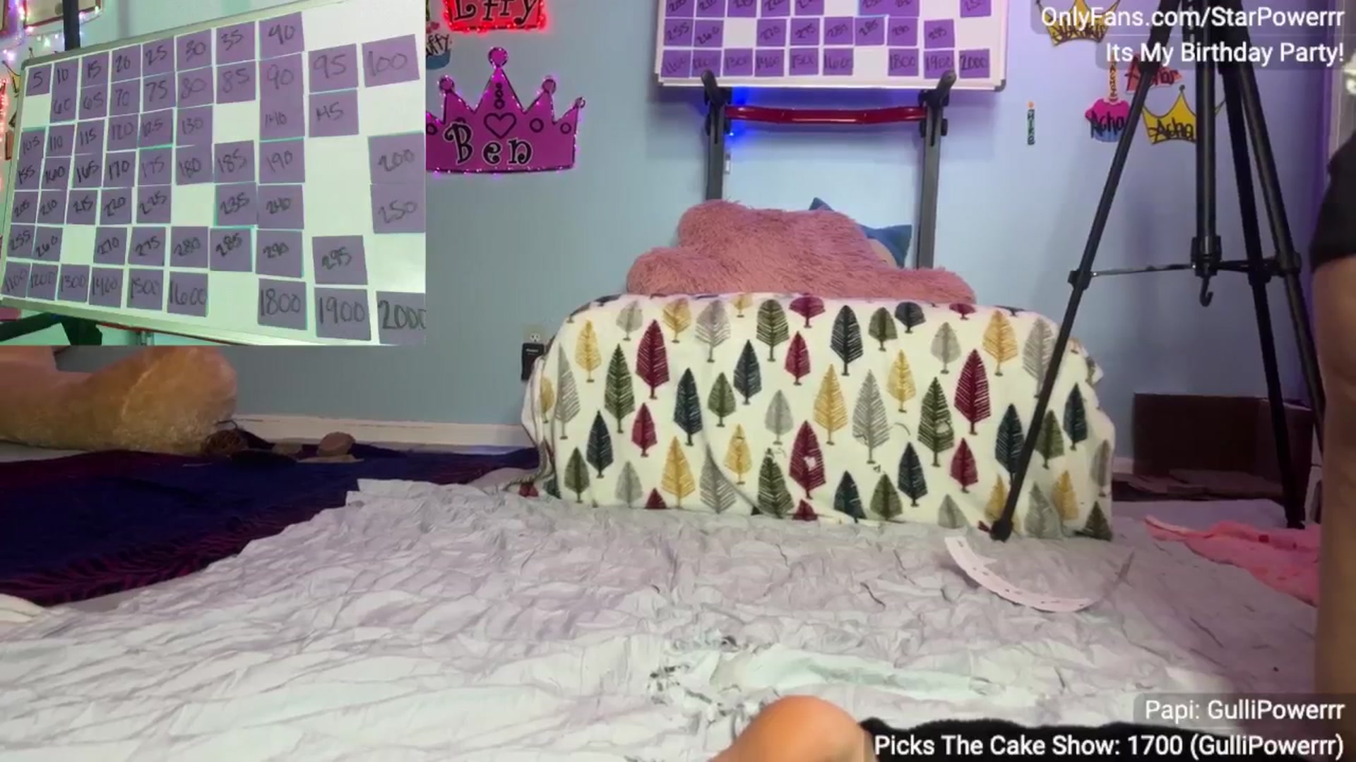 Gallery image thumbnail from BDAYPOWERRR's myfreecams stream on, 11/15/2024, 11:25 image 4 of 20