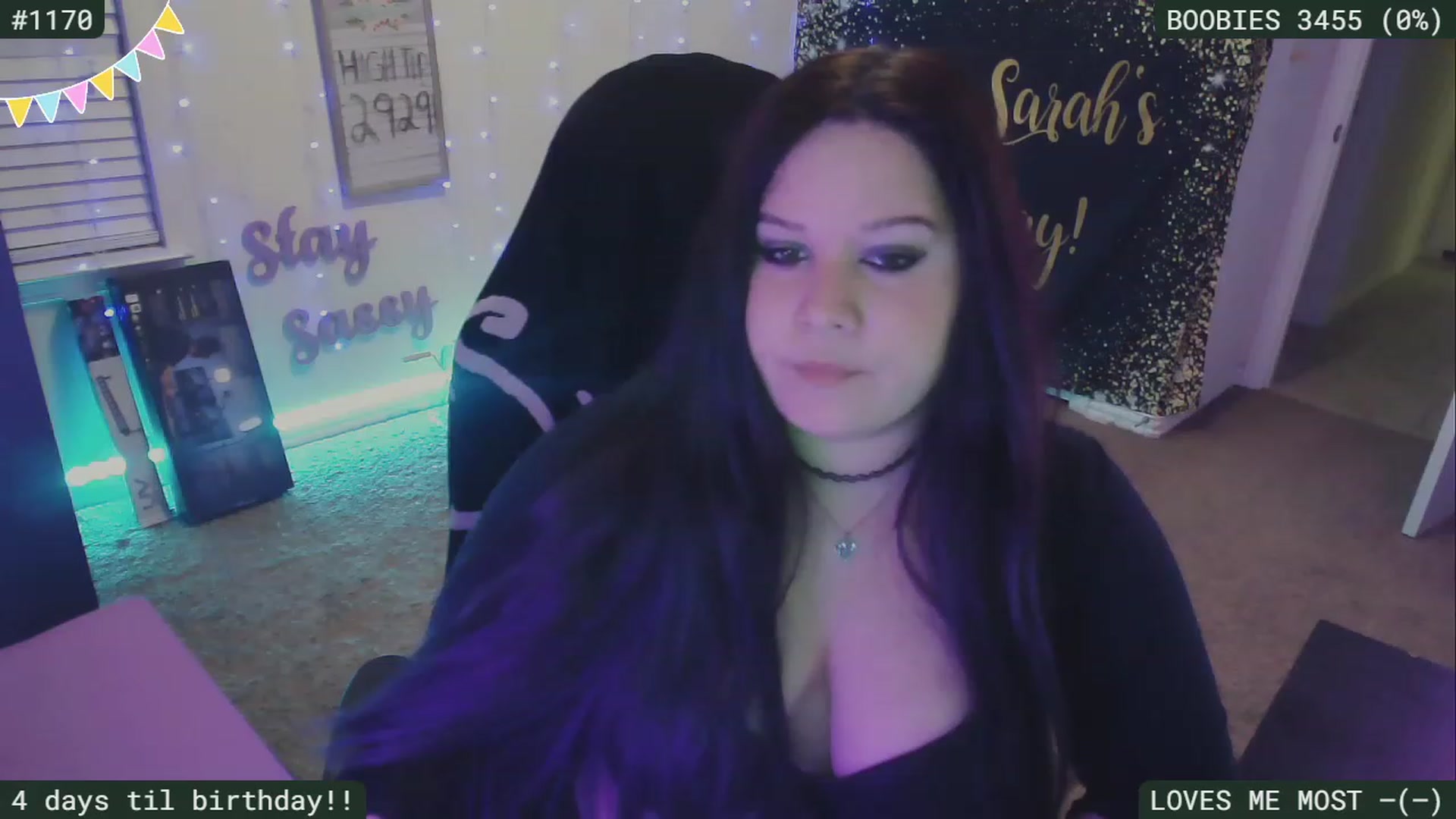Gallery image thumbnail from BDAYSarah94's myfreecams stream on, 07/07/2023, 04:12 image 3 of 20