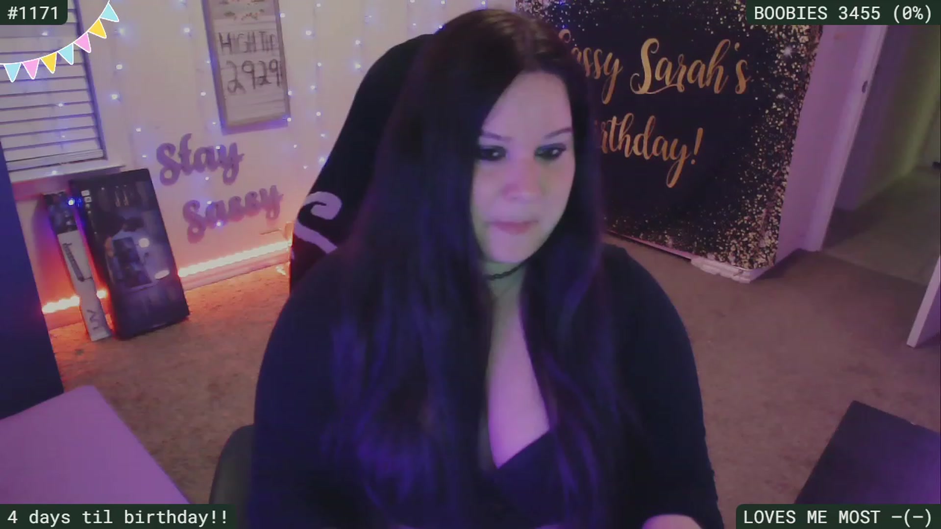 Gallery image thumbnail from BDAYSarah94's myfreecams stream on, 07/07/2023, 04:12 image 4 of 20