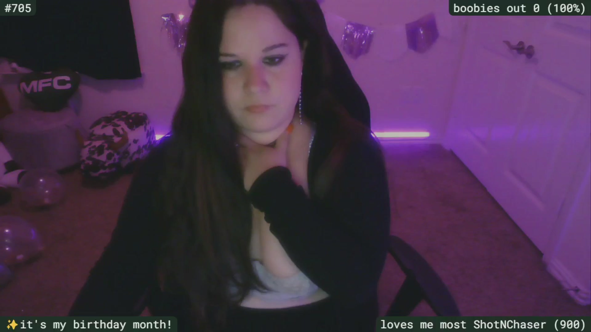 Gallery image thumbnail from BDAYSarah94's myfreecams stream on, 07/16/2025, 04:07 image 18 of 20