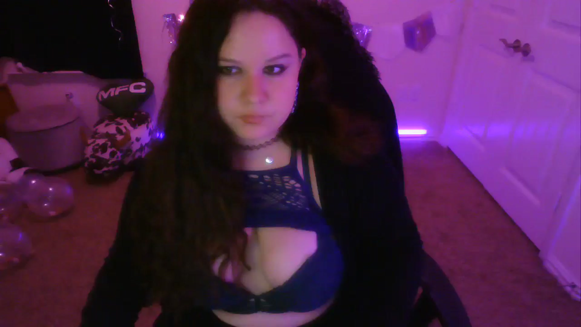 Gallery image thumbnail from BDAYSarah94's myfreecams stream on, 07/26/2025, 02:23 image 10 of 20