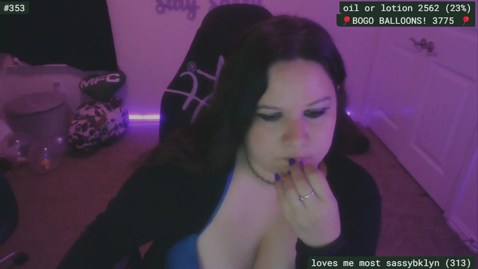 Gallery image thumbnail from BDAYSarah94's myfreecams stream on, 07/30/2025, 03:20 image 17 of 20