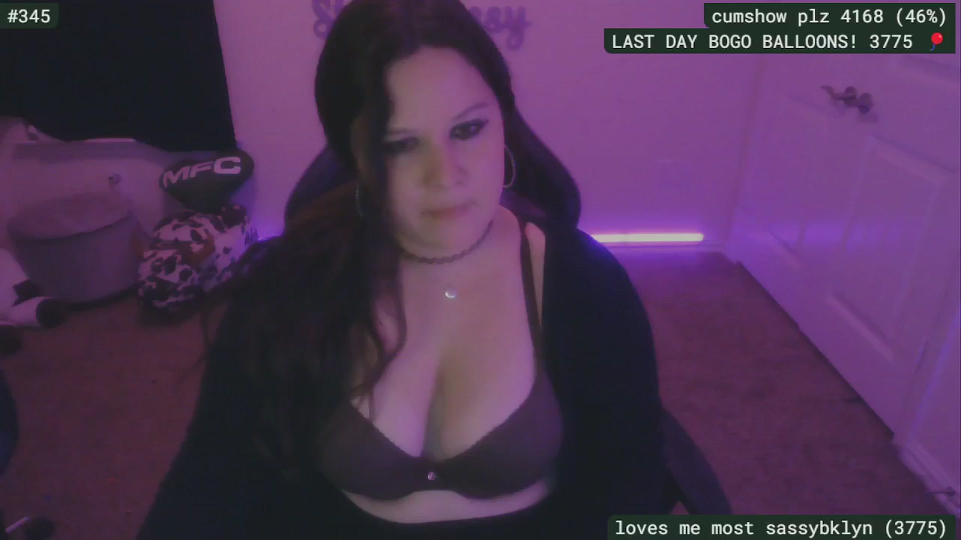 Gallery image thumbnail from BDAYSarah94's myfreecams stream on, 08/01/2025, 03:39 image 17 of 20