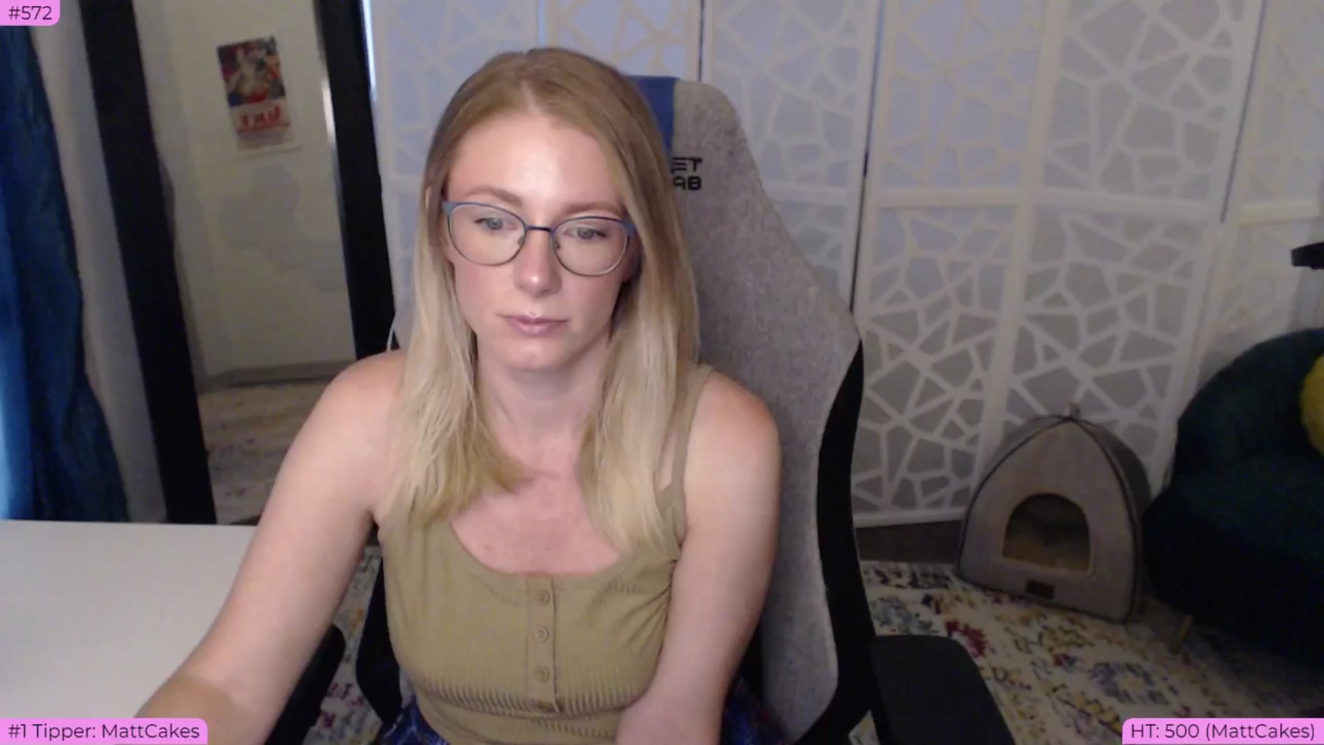 Gallery image thumbnail from BDAYTeecake's myfreecams stream on, 06/21/2024, 02:07 image 13 of 20