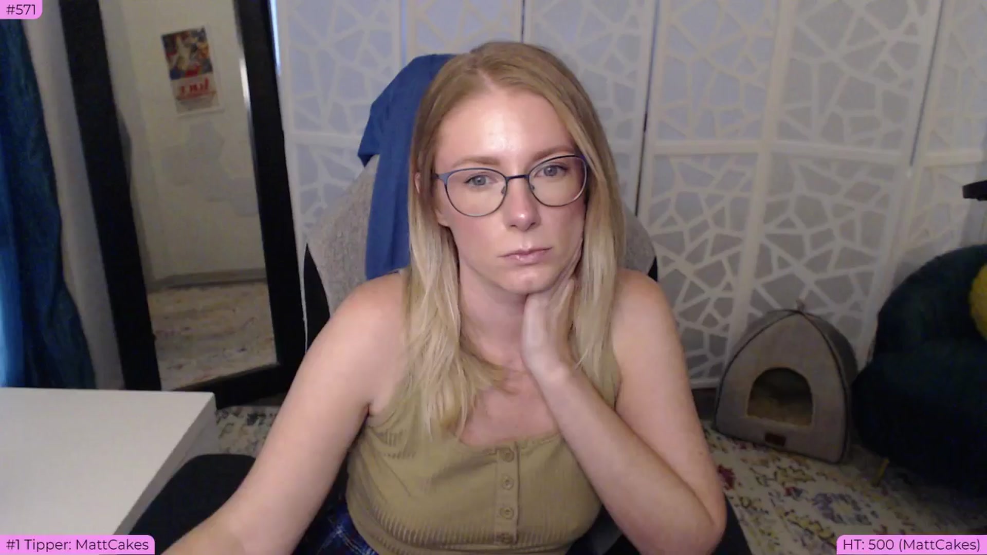 Gallery image thumbnail from BDAYTeecake's myfreecams stream on, 06/21/2024, 02:07 image 14 of 20