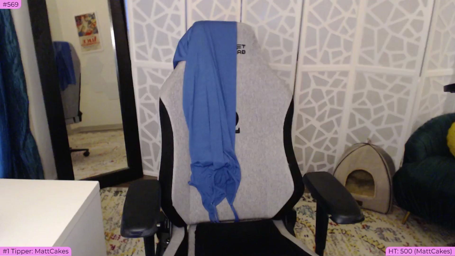 Gallery image thumbnail from BDAYTeecake's myfreecams stream on, 06/21/2024, 02:07 image 17 of 20