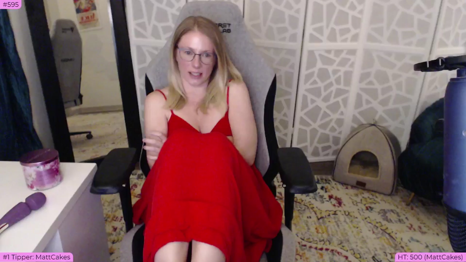 Gallery image thumbnail from BDAYTeecake's myfreecams stream on, 06/24/2024, 03:07 image 2 of 20