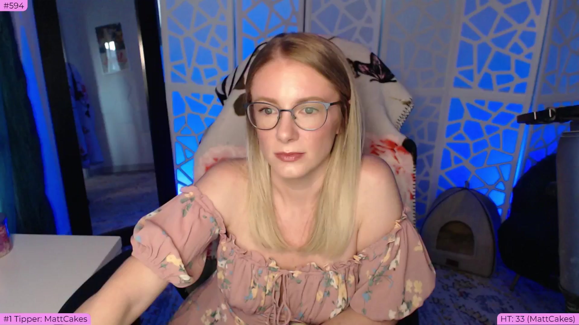 Gallery image thumbnail from BDAYTeecake's myfreecams stream on, 06/25/2024, 03:26 image 2 of 20