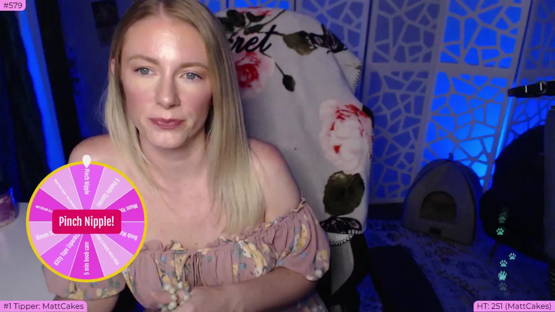 Gallery image thumbnail from BDAYTeecake's myfreecams stream on, 06/25/2024, 03:26 image 18 of 20