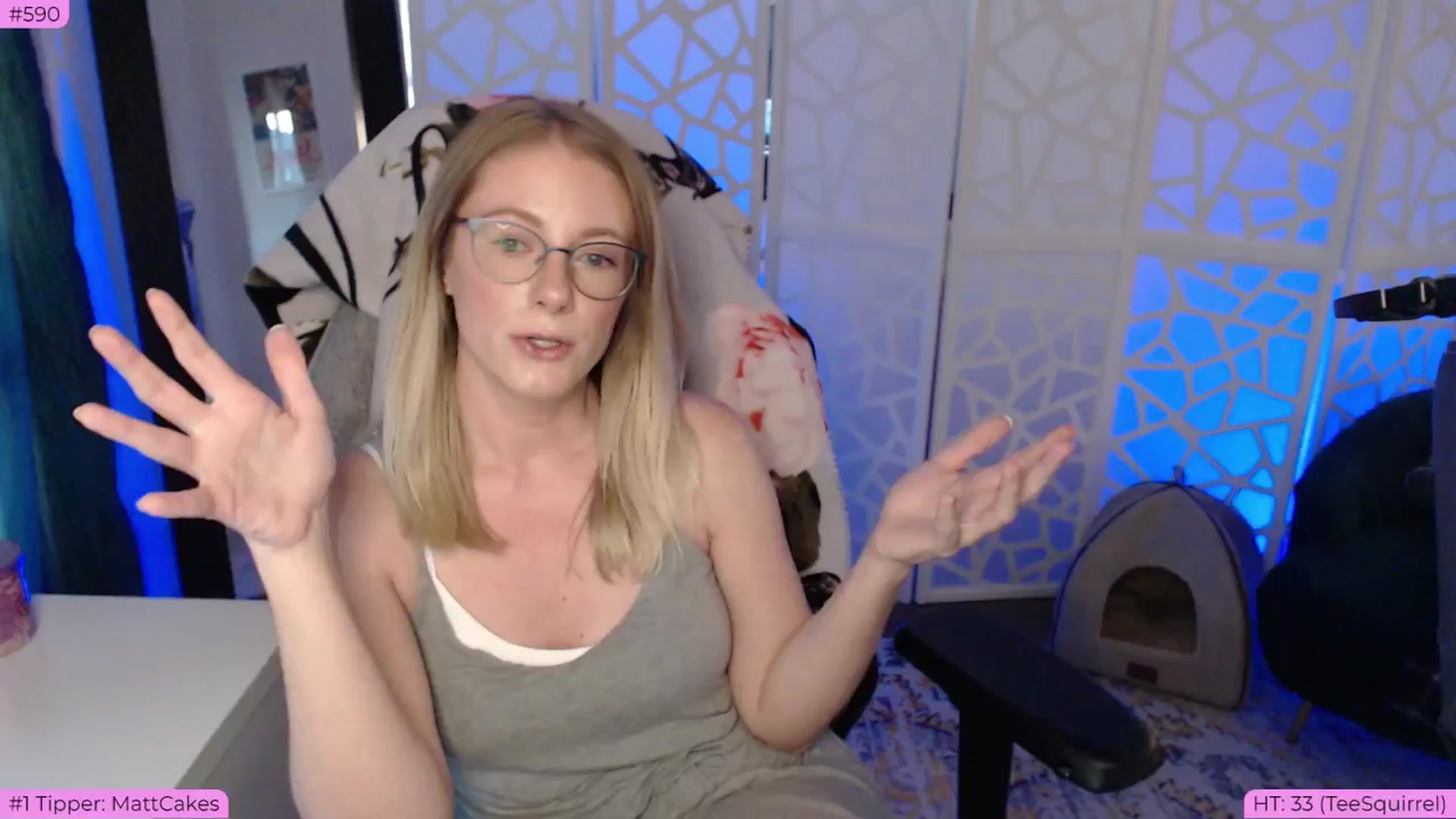 Gallery image thumbnail from BDAYTeecake's myfreecams stream on, 06/26/2024, 01:57 image 7 of 20