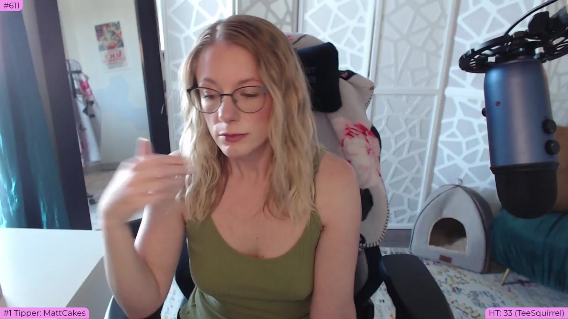 Gallery image thumbnail from BDAYTeecake's myfreecams stream on, 07/01/2024, 24:00 image 8 of 20