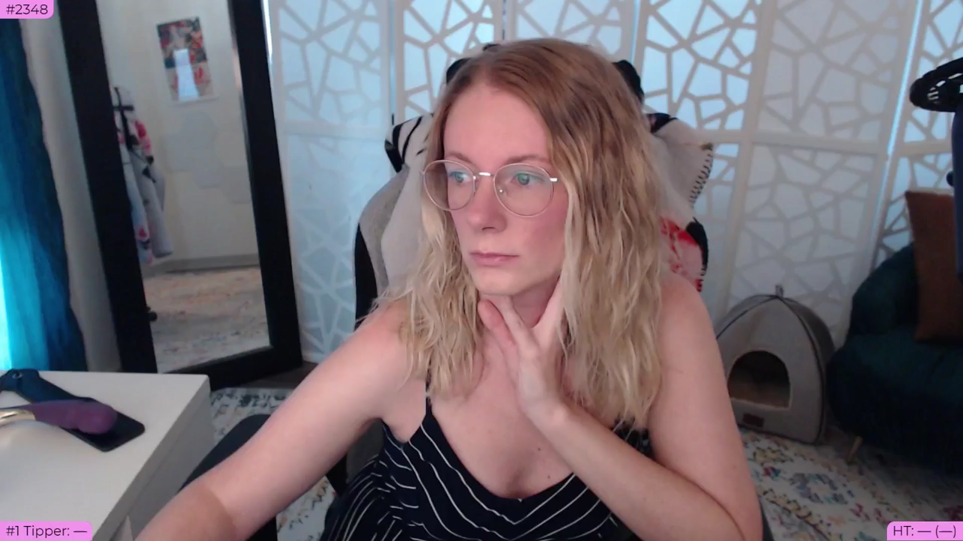Gallery image thumbnail from BDAYTeecake's myfreecams stream on, 07/03/2024, 24:02 image 7 of 20