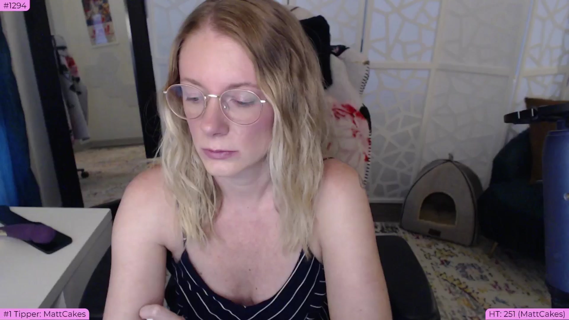 Gallery image thumbnail from BDAYTeecake's myfreecams stream on, 07/03/2024, 02:42 image 8 of 20