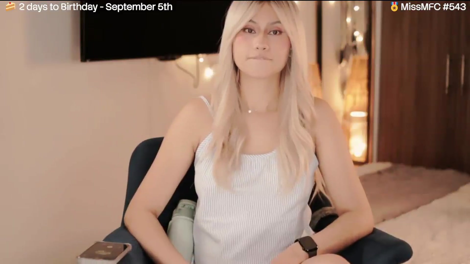 Gallery image thumbnail from BDAY_Shajkova's myfreecams stream on, 09/04/2026, 01:06 image 14 of 20