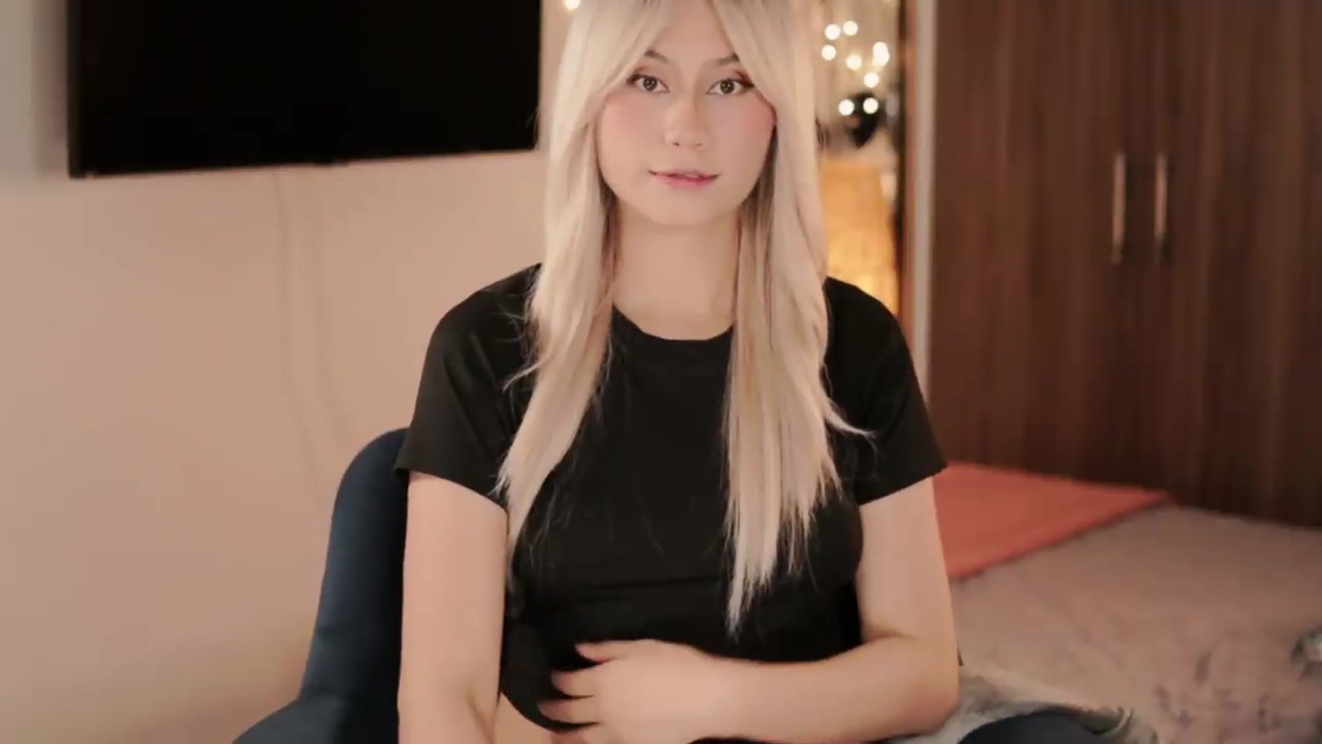 Gallery image thumbnail from BDAY_Shajkova's myfreecams stream on, 09/08/2026, 19:30 image 13 of 20