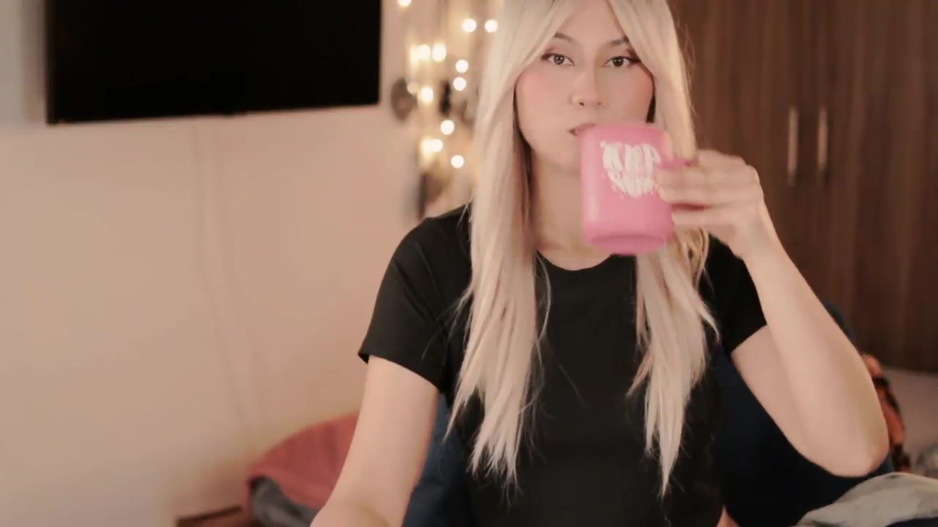 Gallery image thumbnail from BDAY_Shajkova's myfreecams stream on, 09/08/2026, 19:30 image 3 of 20