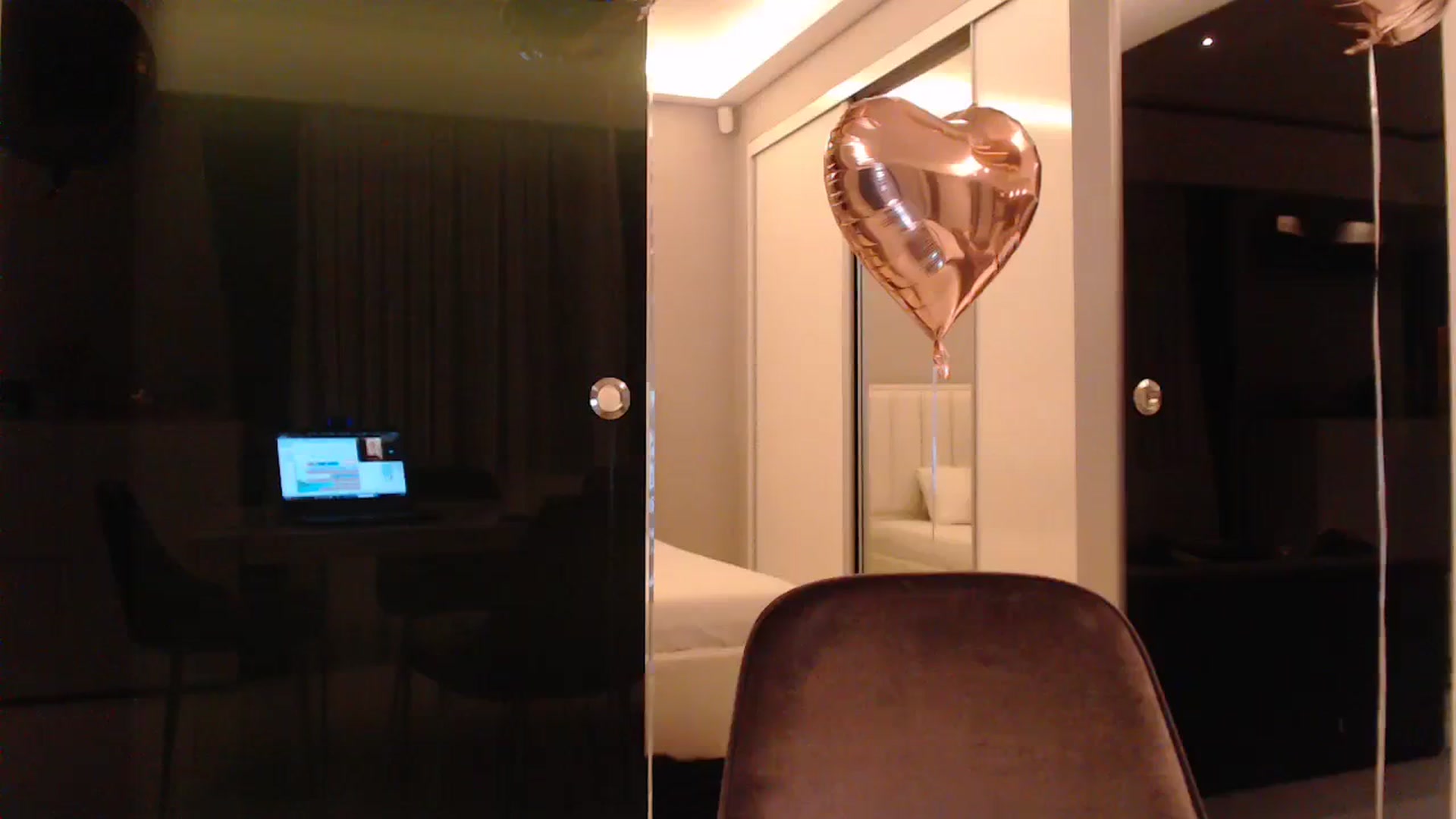 Gallery image thumbnail from BDAY_TOMORROW's myfreecams stream on, 10/15/2023, 16:20 image 12 of 20