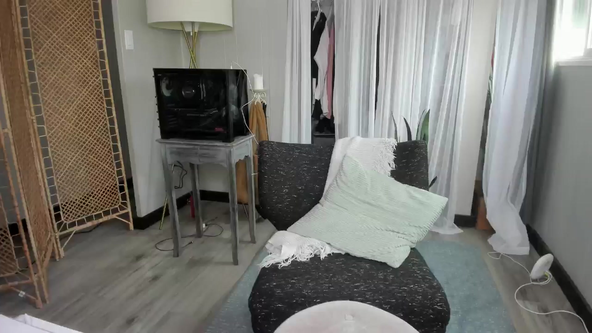 Gallery image thumbnail from BDAY_VICTORIA's myfreecams stream on, 08/20/2024, 01:37 image 5 of 20