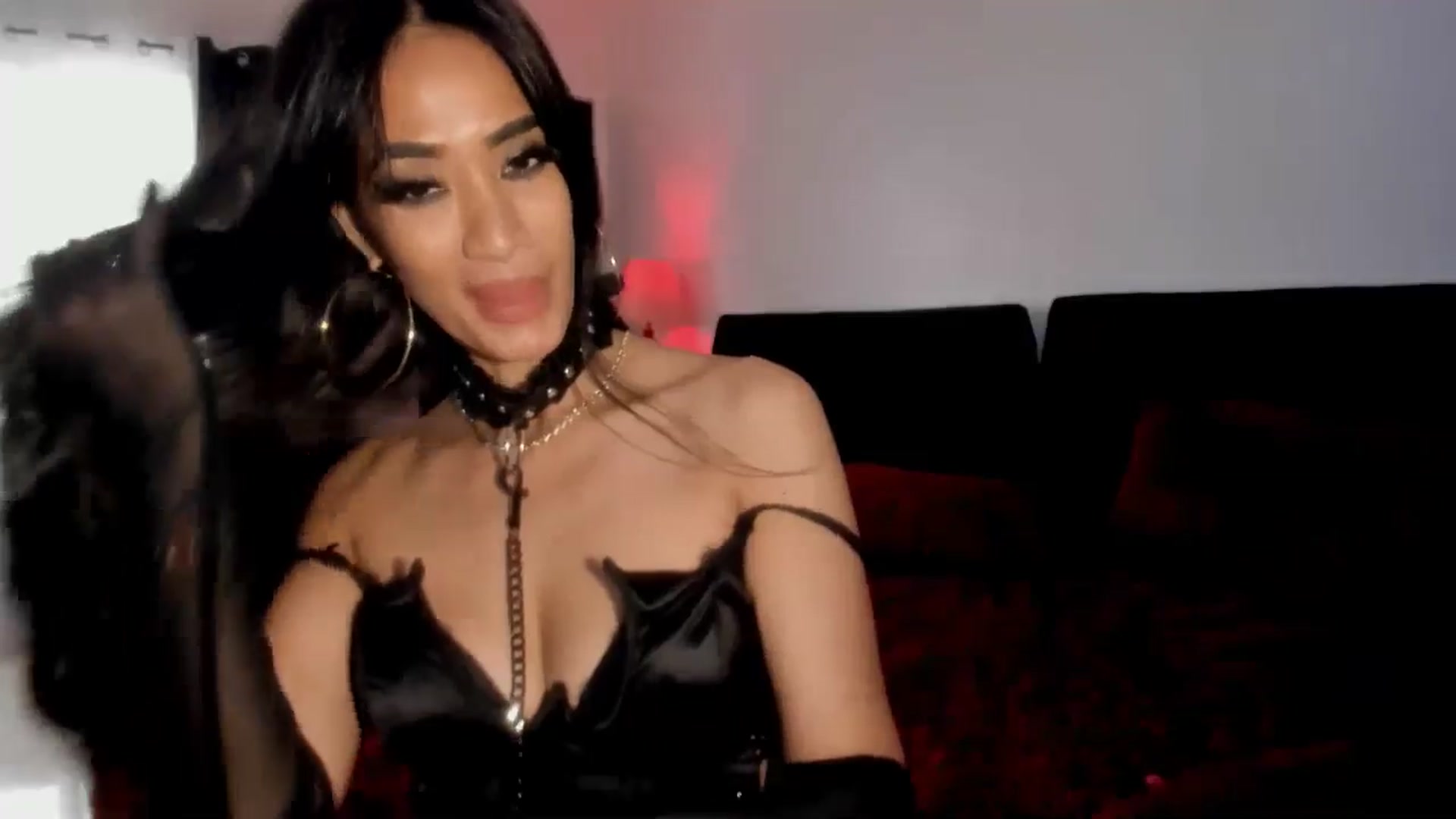 Gallery image thumbnail from BDSMGoddessX's myfreecams stream on, 07/03/2025, 05:00 image 18 of 20