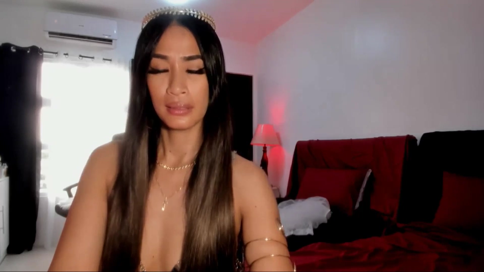 Gallery image thumbnail from BDSMGoggessX's myfreecams stream on, 06/12/2025, 07:27 image 17 of 20