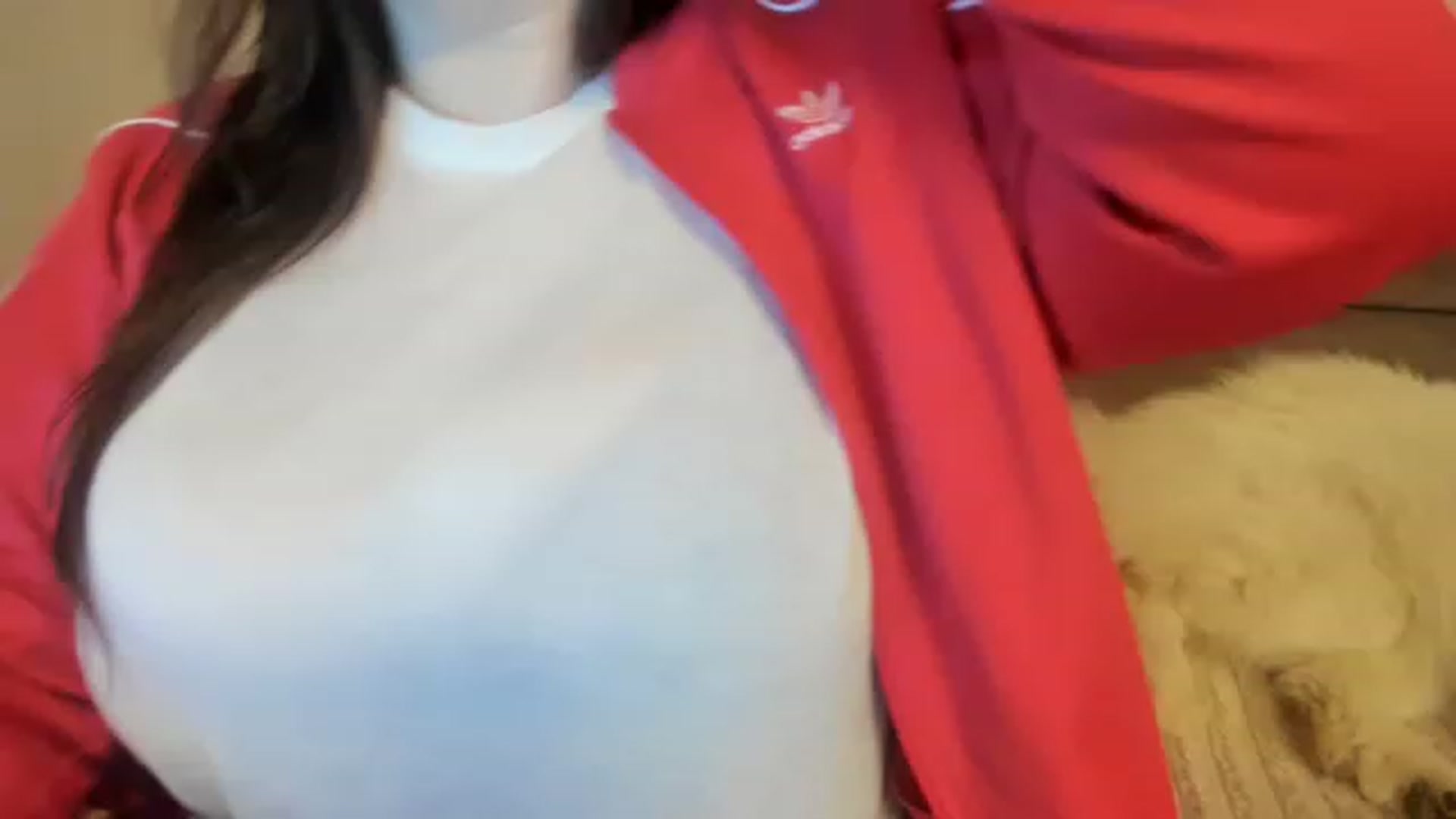 Gallery image thumbnail from BDayAntonina's myfreecams stream on, 04/25/2023, 17:15 image 4 of 20