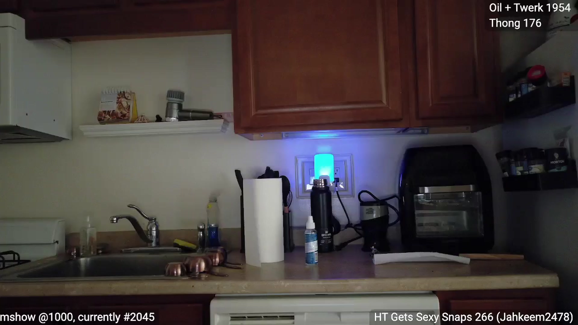 Gallery image thumbnail from BDayBestAss's myfreecams stream on, 11/24/2024, 15:14 image 16 of 20
