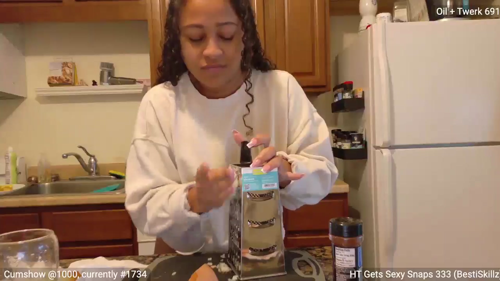 Gallery image thumbnail from BDayBestAss's myfreecams stream on, 11/24/2024, 21:12 image 10 of 20