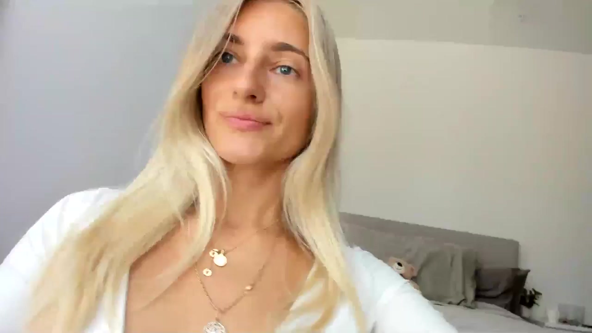 Gallery image thumbnail from BDayIrina's myfreecams stream on, 07/13/2024, 21:48 image 1 of 20