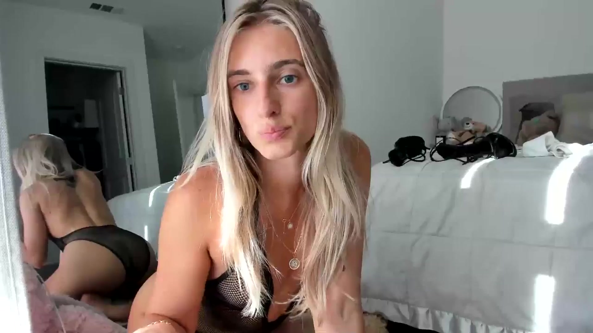 Gallery image thumbnail from BDayIrina's myfreecams stream on, 07/16/2024, 24:58 image 8 of 20