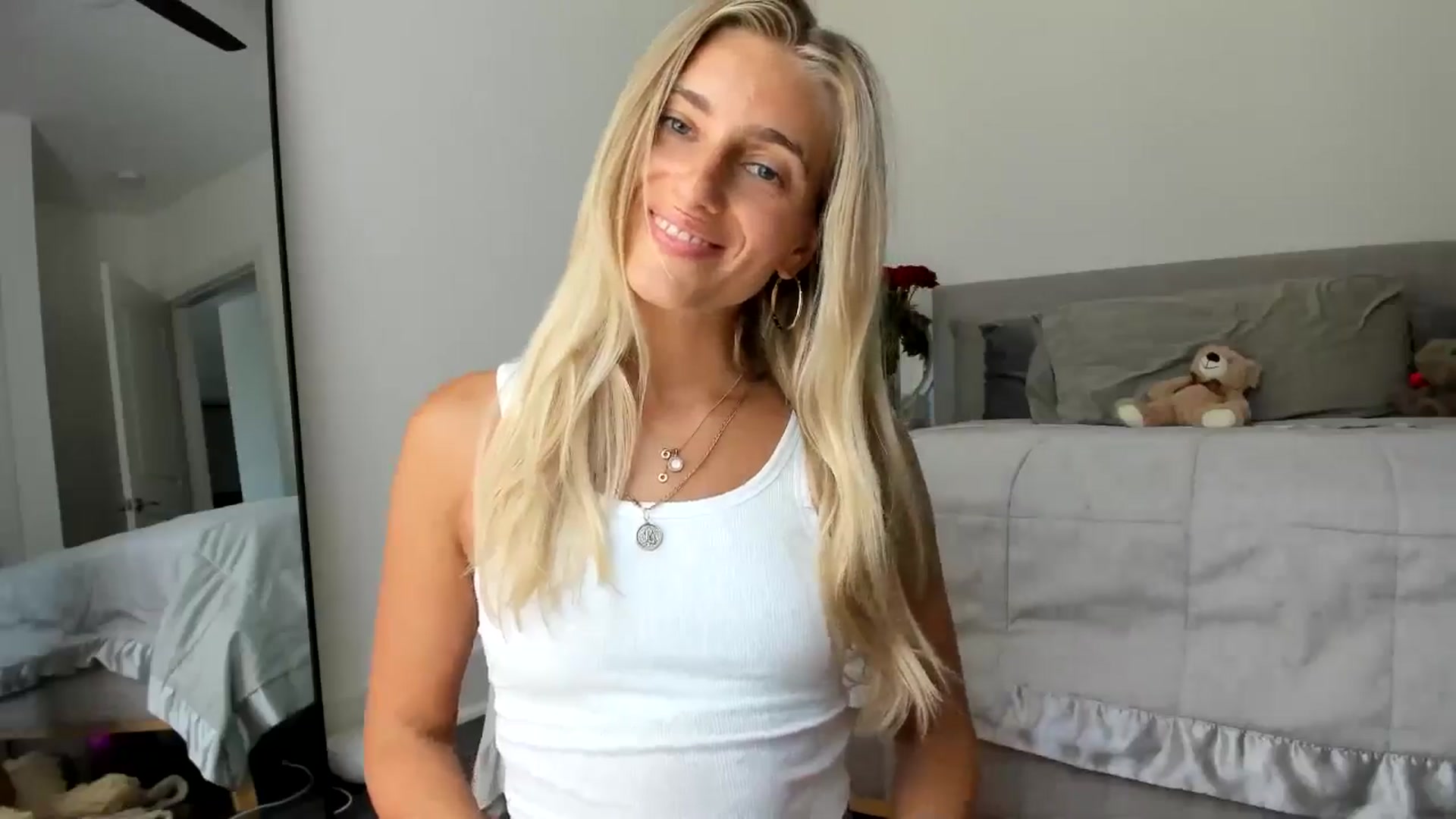 Gallery image thumbnail from BDayIrina's myfreecams stream on, 07/27/2024, 21:23 image 19 of 20