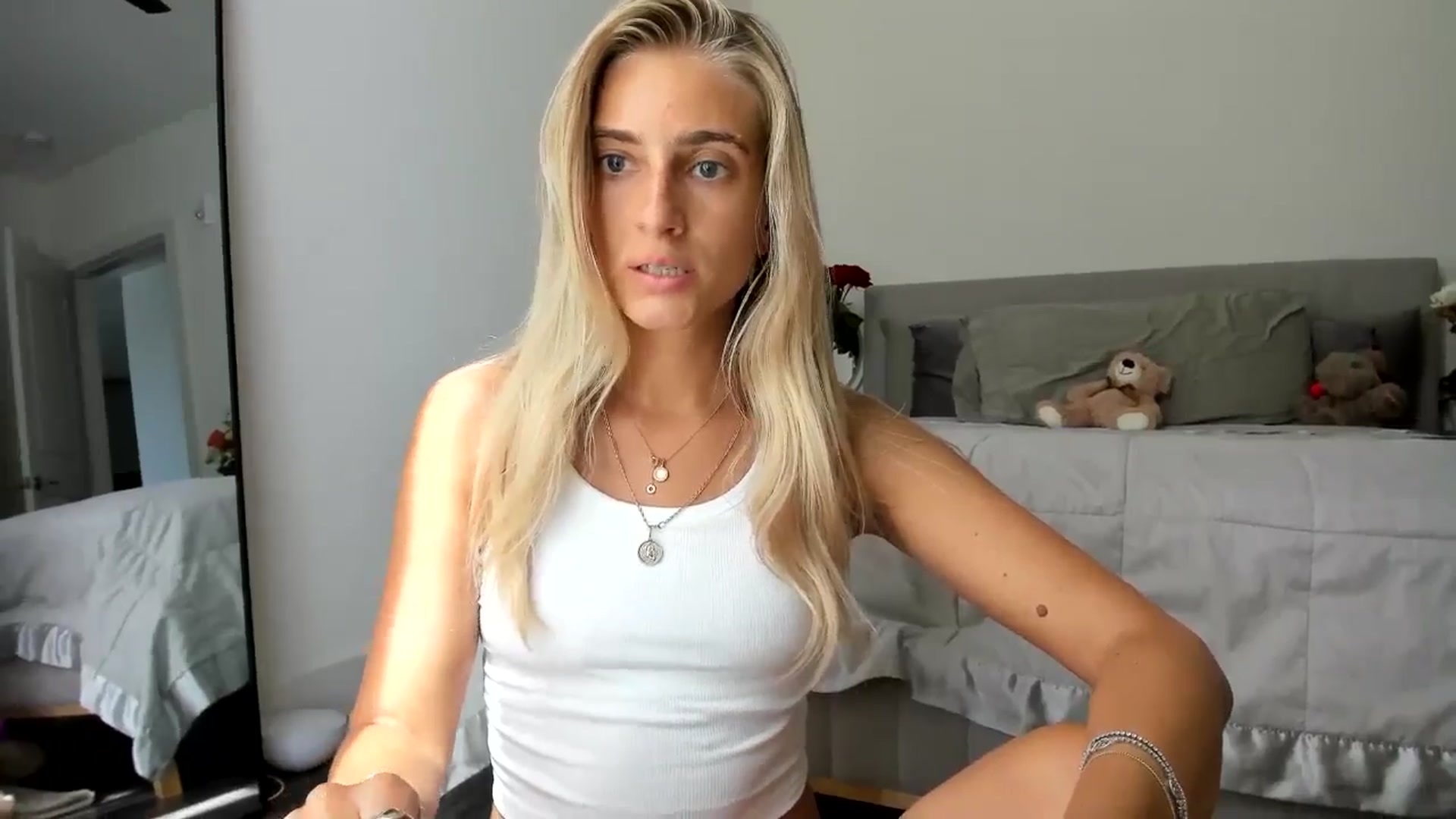 Gallery image thumbnail from BDayIrina's myfreecams stream on, 07/28/2024, 24:31 image 3 of 20