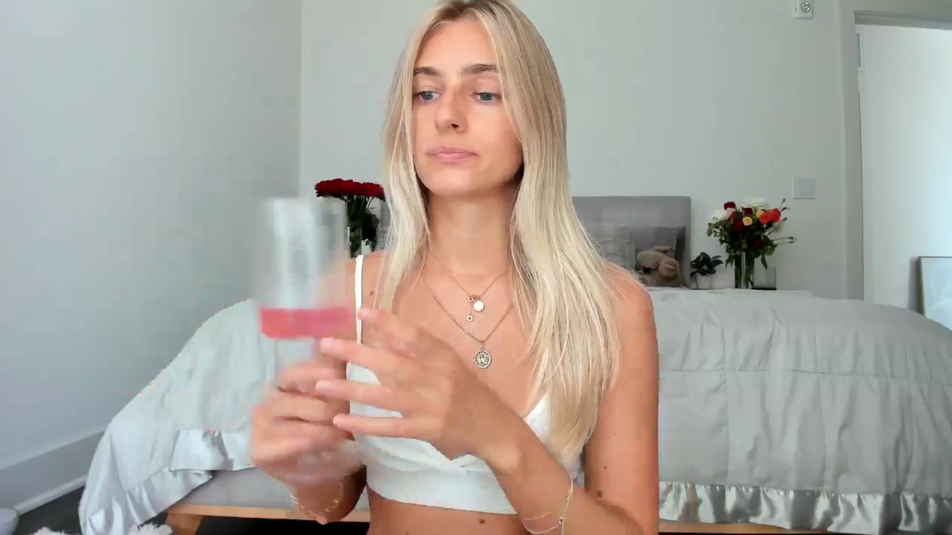 Gallery image thumbnail from BDayIrina's myfreecams stream on, 07/30/2024, 01:20 image 8 of 20
