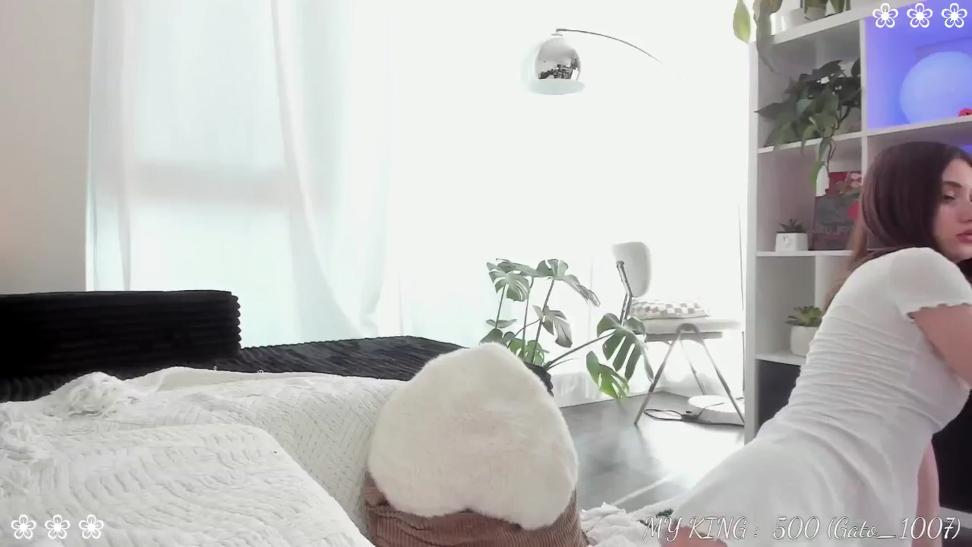 Gallery image thumbnail from BDayIsa's myfreecams stream on, 08/05/2025, 01:46 image 9 of 20