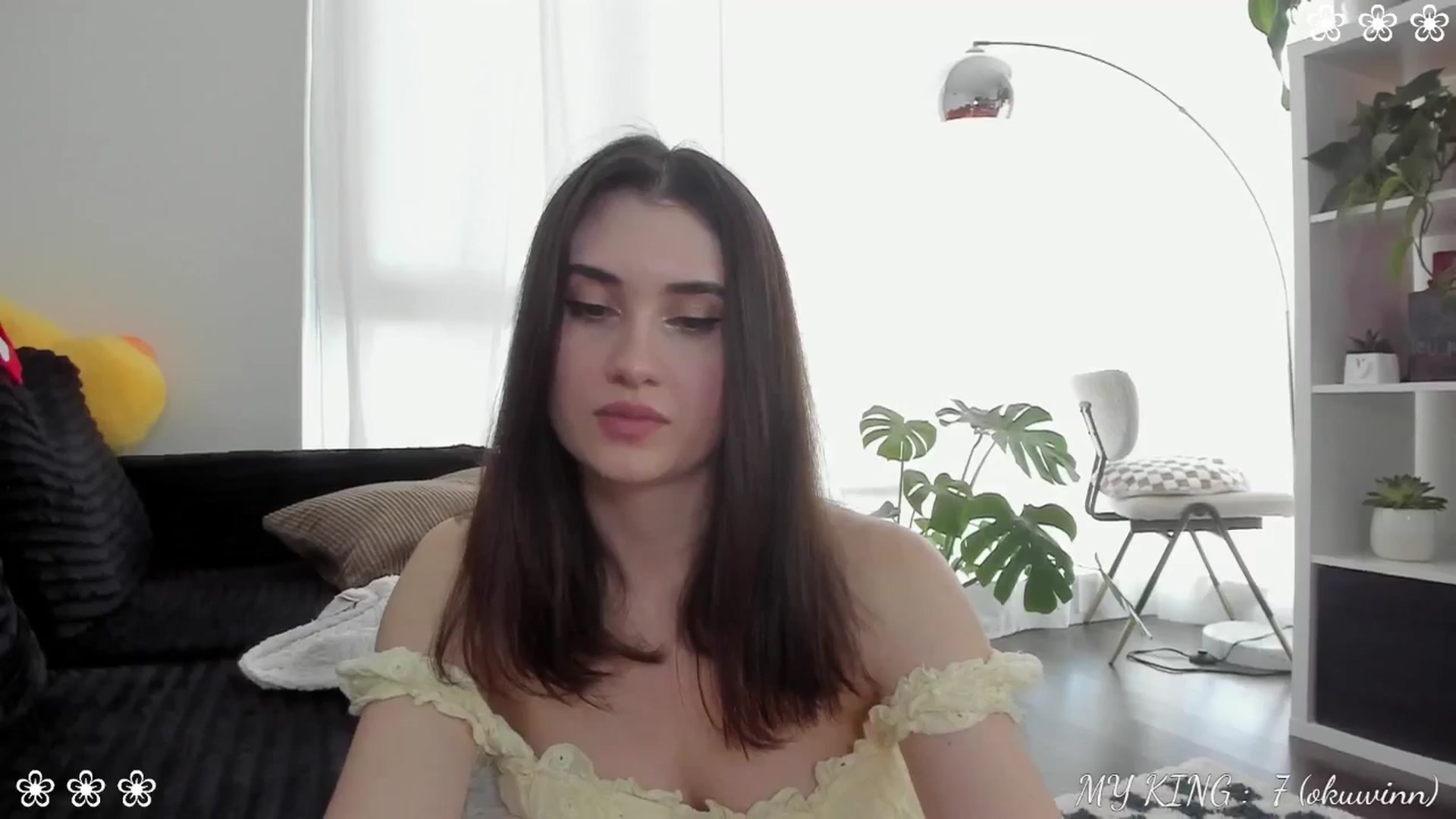 Gallery image thumbnail from BDayIsa's myfreecams stream on, 08/06/2025, 02:53 image 3 of 20