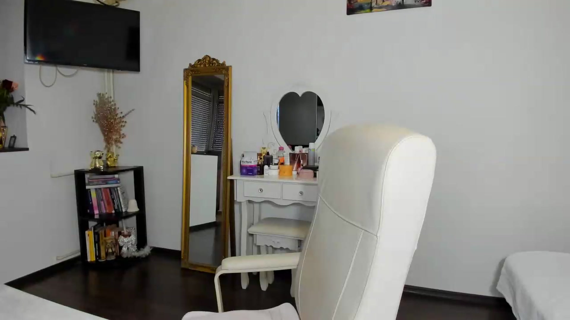 Gallery image thumbnail from BDayJOY's myfreecams stream on, 08/11/2026, 08:01 image 20 of 20