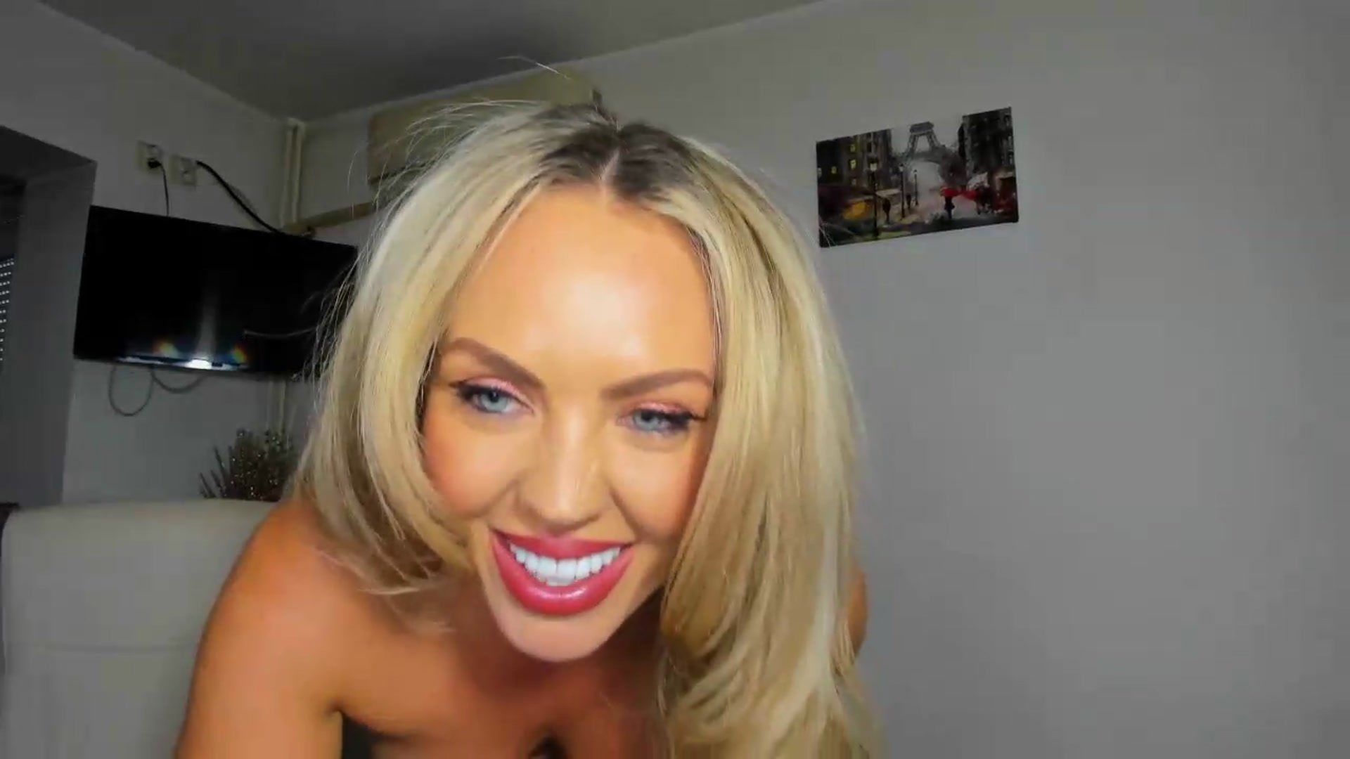 Gallery image thumbnail from BDayJOY's myfreecams stream on, 08/12/2026, 11:36 image 17 of 20