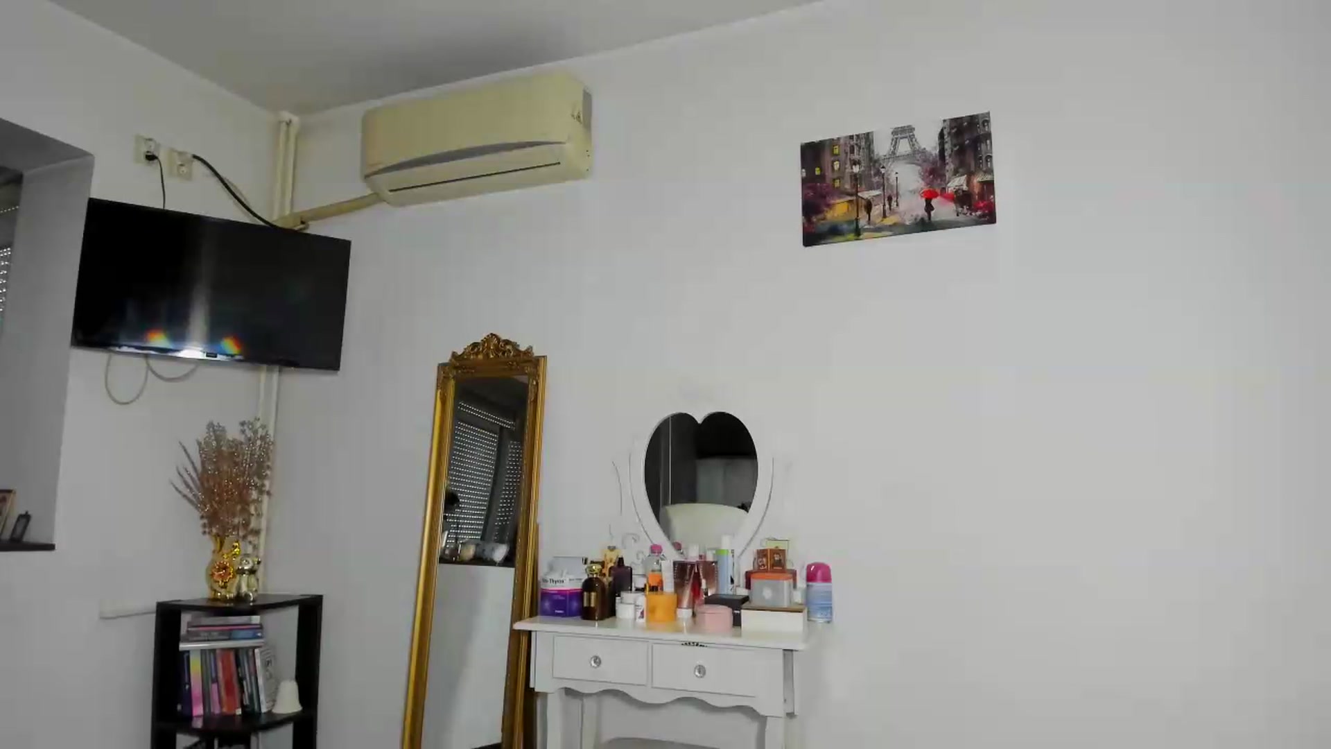 Gallery image thumbnail from BDayJOY's myfreecams stream on, 08/14/2026, 08:22 image 12 of 20