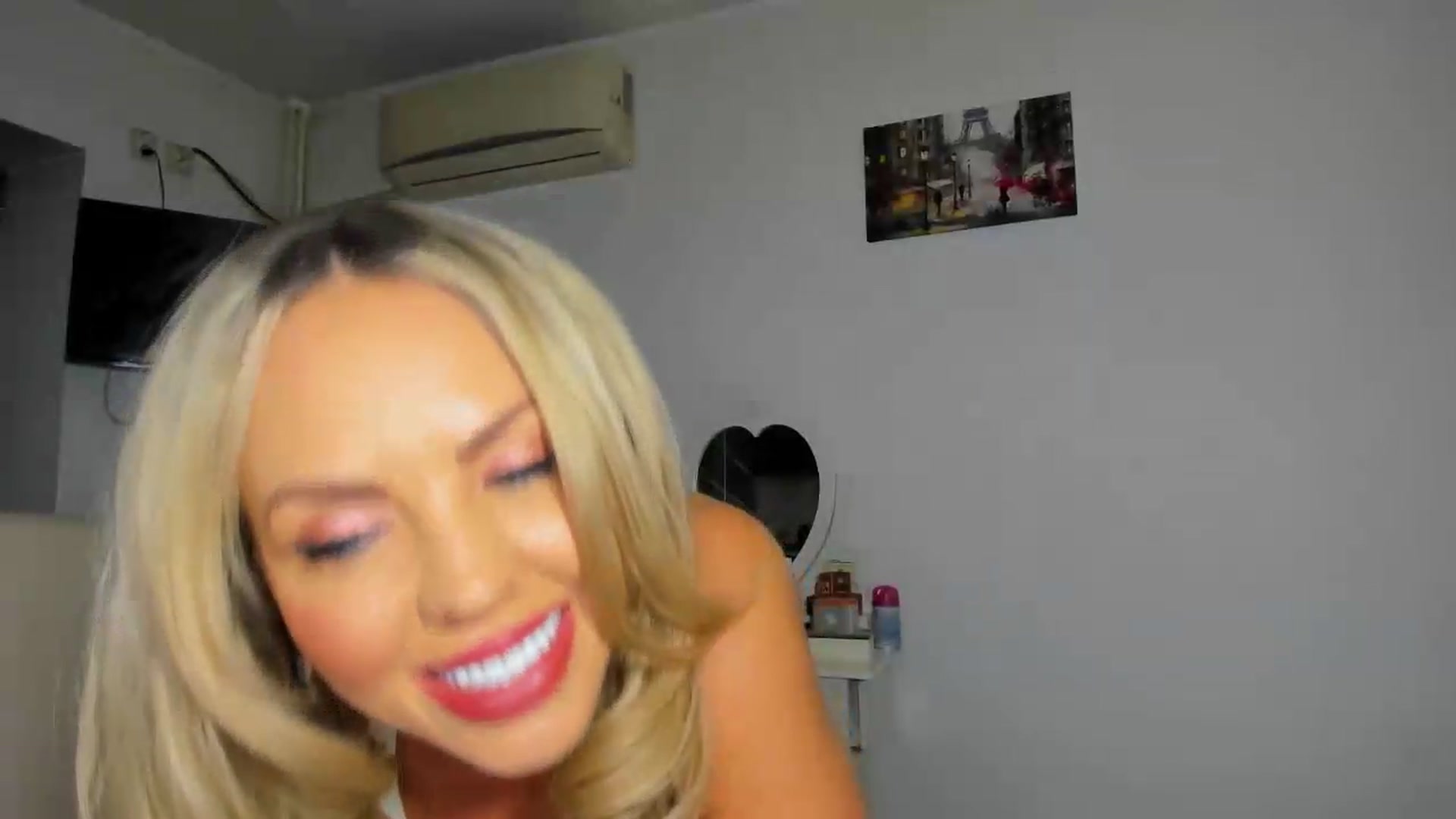 Gallery image thumbnail from BDayJOY's myfreecams stream on, 08/14/2026, 08:22 image 19 of 20