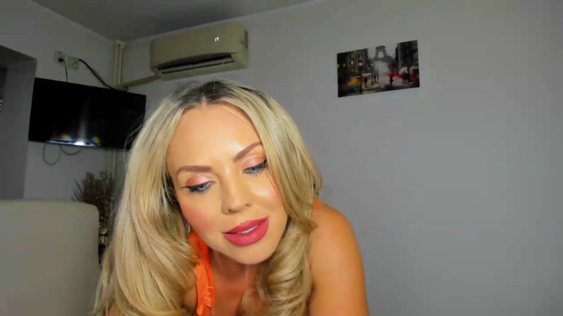 Gallery image thumbnail from BDayJOY's myfreecams stream on, 08/14/2026, 13:42 image 6 of 20