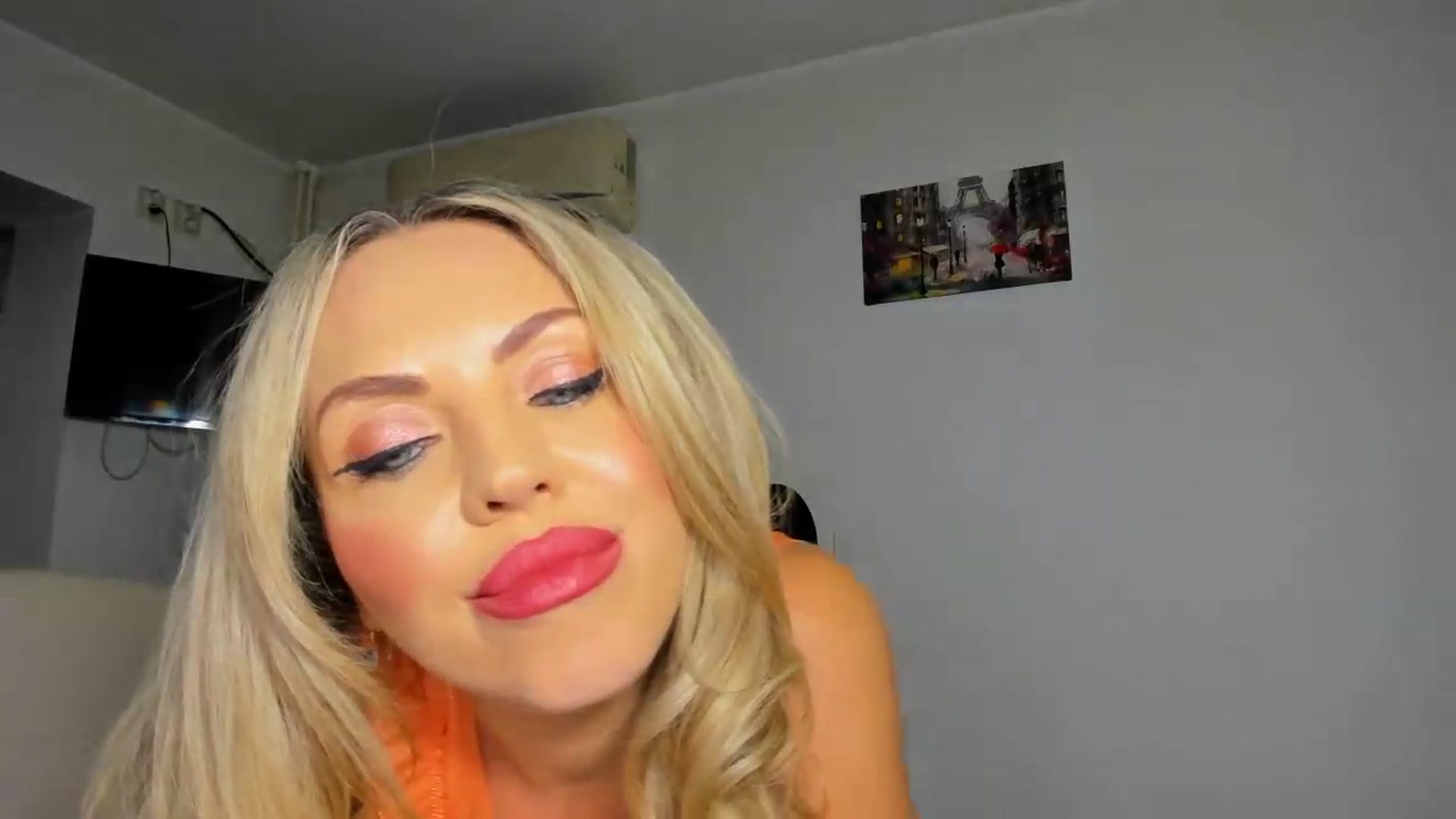 Gallery image thumbnail from BDayJOY's myfreecams stream on, 08/14/2026, 13:42 image 19 of 20