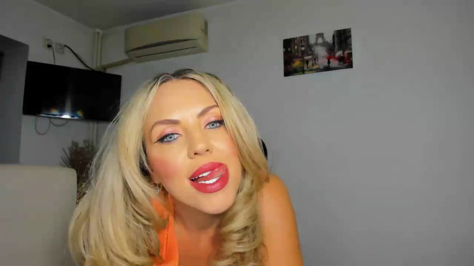 Gallery image thumbnail from BDayJOY's myfreecams stream on, 08/14/2026, 13:42 image 16 of 20