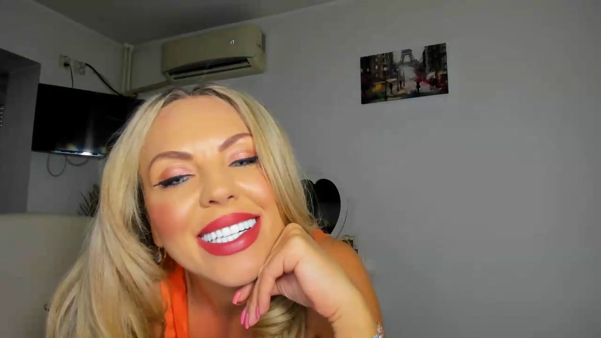 Gallery image thumbnail from BDayJOY's myfreecams stream on, 08/14/2026, 13:42 image 4 of 20