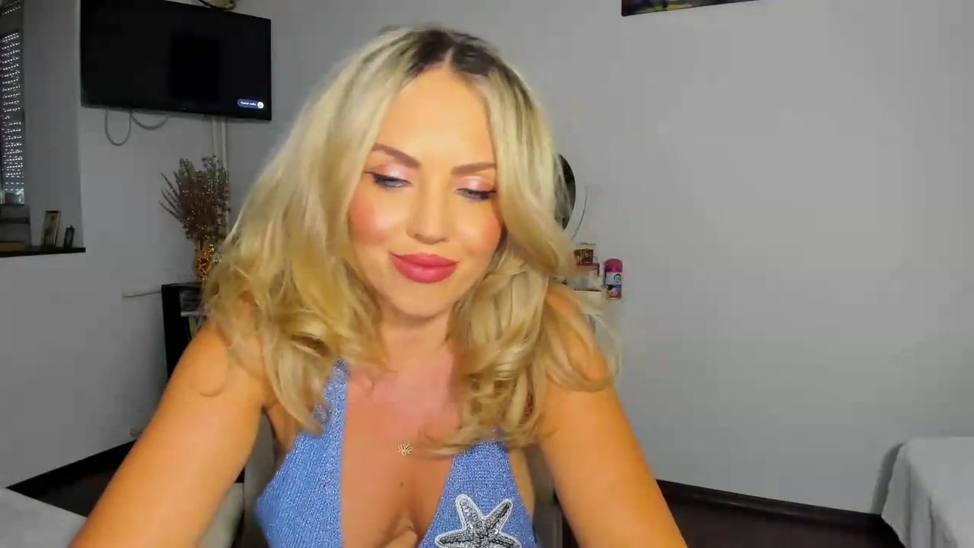 Gallery image thumbnail from BDayJOY's myfreecams stream on, 08/21/2026, 06:32 image 5 of 20